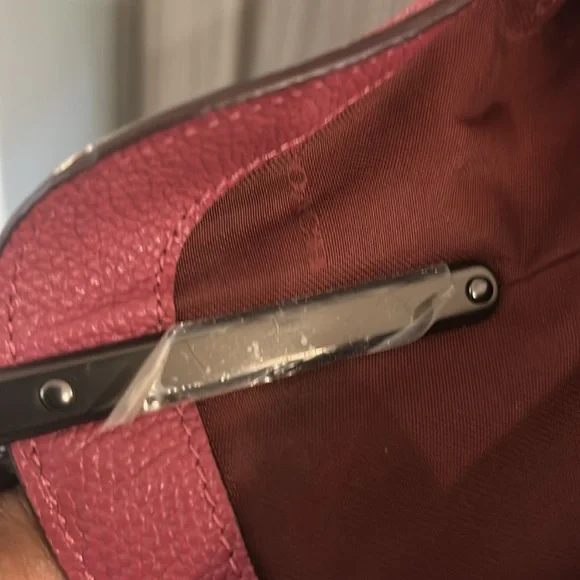 Coach Dalton 31 Pink Pebbled Leather NWOT w/gun metal hardware/bag charm - Picture 11 of 14